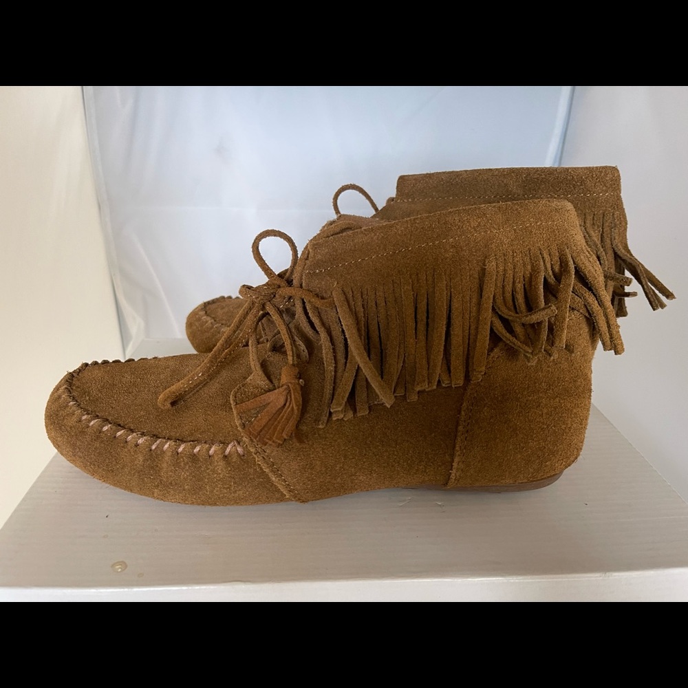 Minnetonka brown ankle booties
